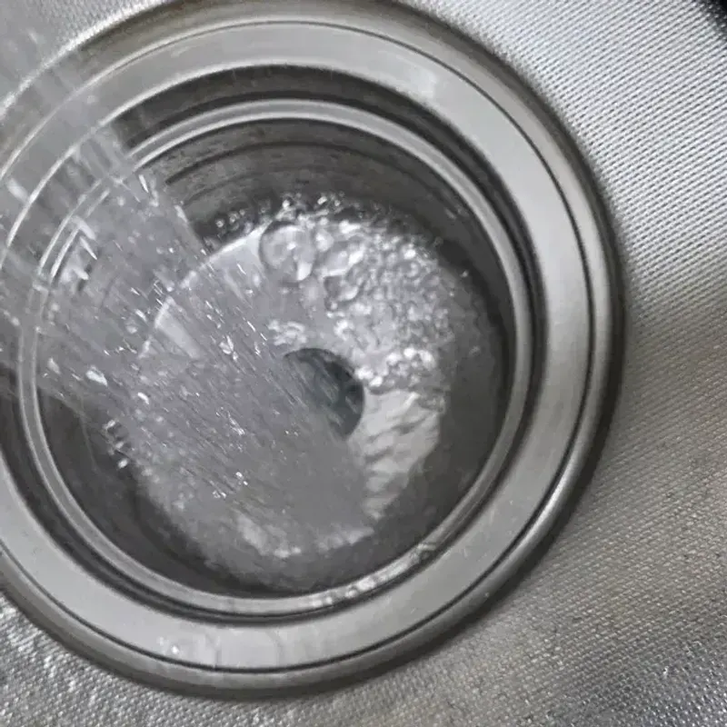 도안면 상가 2층 바닥 배수구